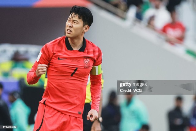 Asian Cup: Tuyển Hàn Quốc bất ngờ mất điểm trước Jordan trong trận đấu bị đặt dấu hỏi- Ảnh 1. Asian Cup: Tuyển Hàn Quốc bất ngờ mất điểm trước Jordan trong trận đấu bị đặt dấu hỏi- Ảnh 1.