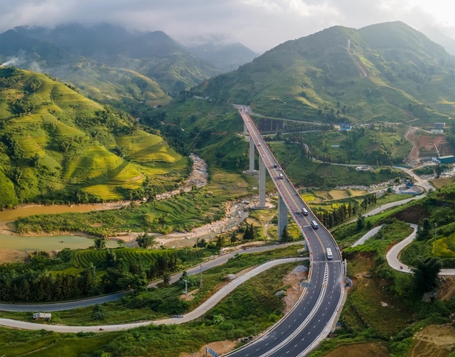 Từ ngày mai 4 tuyến cao tốc nào sẽ tăng phí?- Ảnh 5. Từ ngày mai 4 tuyến cao tốc nào sẽ tăng phí?- Ảnh 5.