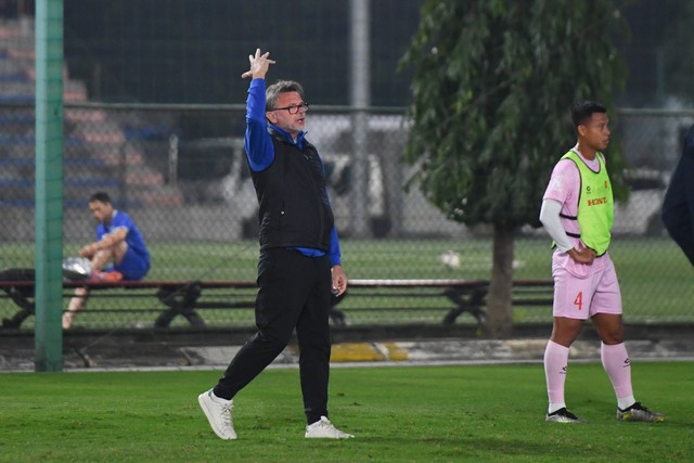 Asian Cup: Việt Nam và Thái Lan gặp khó khăn, Indonesia có đột biến ở bảng thông số đặc biệt- Ảnh 2. Asian Cup: Việt Nam và Thái Lan gặp khó khăn, Indonesia có đột biến ở bảng thông số đặc biệt- Ảnh 2.