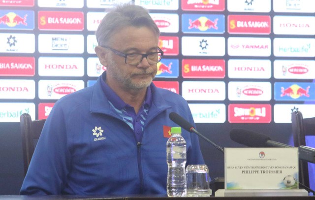 Báo Indonesia: Đội tuyển Việt Nam đến Asian Cup với hàng tiền đạo yếu nhất trong lịch sử- Ảnh 3. Báo Indonesia: Đội tuyển Việt Nam đến Asian Cup với hàng tiền đạo yếu nhất trong lịch sử- Ảnh 3.