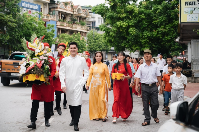 Con gái chủ biệt thự Hạ Long "chốt chồng" theo cách không ngờ, mẹ vợ chỉ nhận xét 2 chữ về chàng rể- Ảnh 1. Con gái chủ biệt thự Hạ Long "chốt chồng" theo cách không ngờ, mẹ vợ chỉ nhận xét 2 chữ về chàng rể- Ảnh 1.