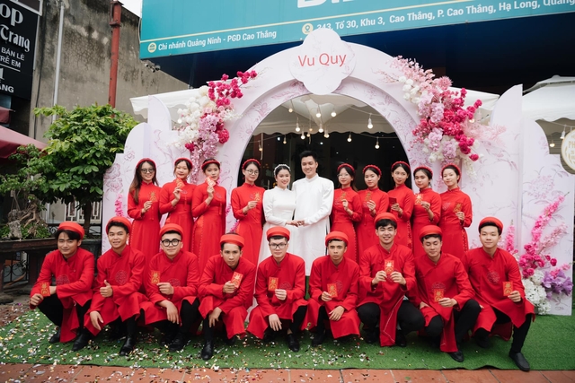 Con gái chủ biệt thự Hạ Long "chốt chồng" theo cách không ngờ, mẹ vợ chỉ nhận xét 2 chữ về chàng rể- Ảnh 8. Con gái chủ biệt thự Hạ Long "chốt chồng" theo cách không ngờ, mẹ vợ chỉ nhận xét 2 chữ về chàng rể- Ảnh 8.