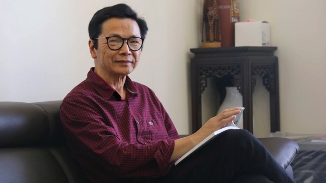 Nam NSND là "ông bố quốc dân", tuổi 63 sống bình dị, hạnh phúc bên bà xã xinh đẹp, kém 10 tuổi- Ảnh 7. Nam NSND là "ông bố quốc dân", tuổi 63 sống bình dị, hạnh phúc bên bà xã xinh đẹp, kém 10 tuổi- Ảnh 7.