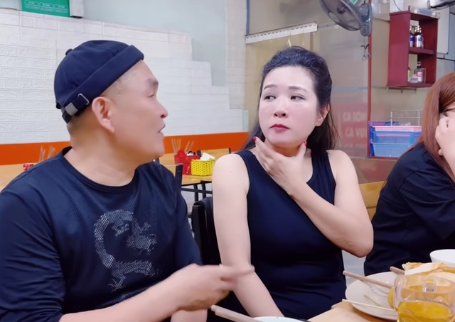NSƯT Xuân Hinh tuổi 64: Ở nhà ít nói, nguyện không cho ai vay tiền dù là người nhà- Ảnh 3. NSƯT Xuân Hinh tuổi 64: Ở nhà ít nói, nguyện không cho ai vay tiền dù là người nhà- Ảnh 3.