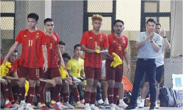 Ôm tham vọng lật tuyển Việt Nam, đội ĐNÁ ra yêu cầu đặc biệt rồi ôm hận thủng lưới… 11 bàn!- Ảnh 1. Ôm tham vọng lật tuyển Việt Nam, đội ĐNÁ ra yêu cầu đặc biệt rồi ôm hận thủng lưới… 11 bàn!- Ảnh 1.