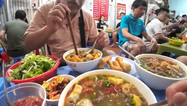 Bếp trưởng Nhật bị 