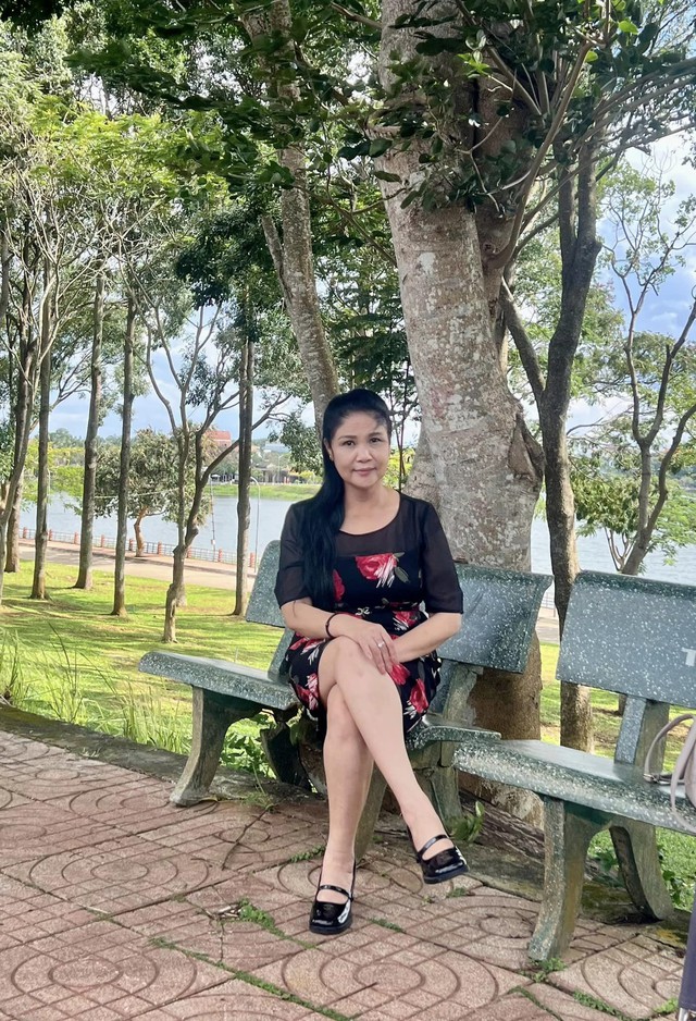 Nữ NSND cưới chồng kém 7 tuổi, kết hôn hơn 20 năm không có con chung vẫn hạnh phúc, ngọt ngào- Ảnh 6. Nữ NSND cưới chồng kém 7 tuổi, kết hôn hơn 20 năm không có con chung vẫn hạnh phúc, ngọt ngào- Ảnh 6.