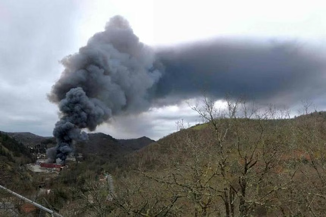 900 tấn pin lithium 900 tấn pin lithium