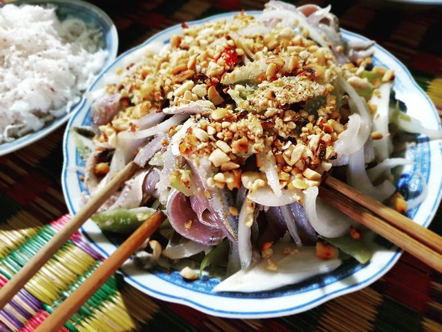 Đầu bếp Mỹ xuýt xoa món đặc sản dân dã được mệnh danh là “sashimi Phú Quốc”, giá rẻ chỉ 150 nghìn- Ảnh 6.