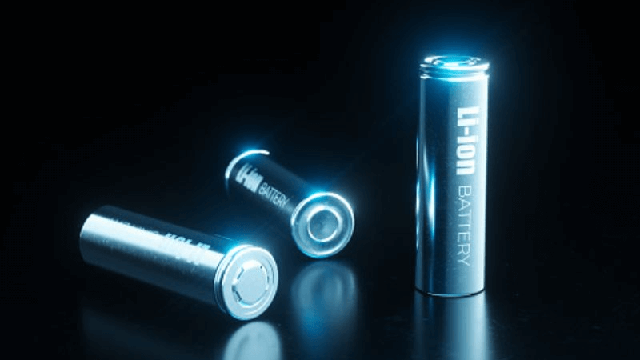 900 tấn pin lithium bốc hơi trong biển lửa: Tìm ra điểm chí mạng của xe điện, khó 