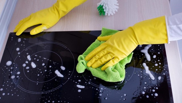 Nhận nhà từ khách thuê, gia chủ bối rối khi phát hiện chi tiết ở bếp từ: 