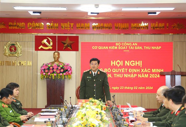 Bộ Công an xác minh tài sản, thu nhập của 8 trưởng phòng- Ảnh 1. Bộ Công an xác minh tài sản, thu nhập của 8 trưởng phòng- Ảnh 1.