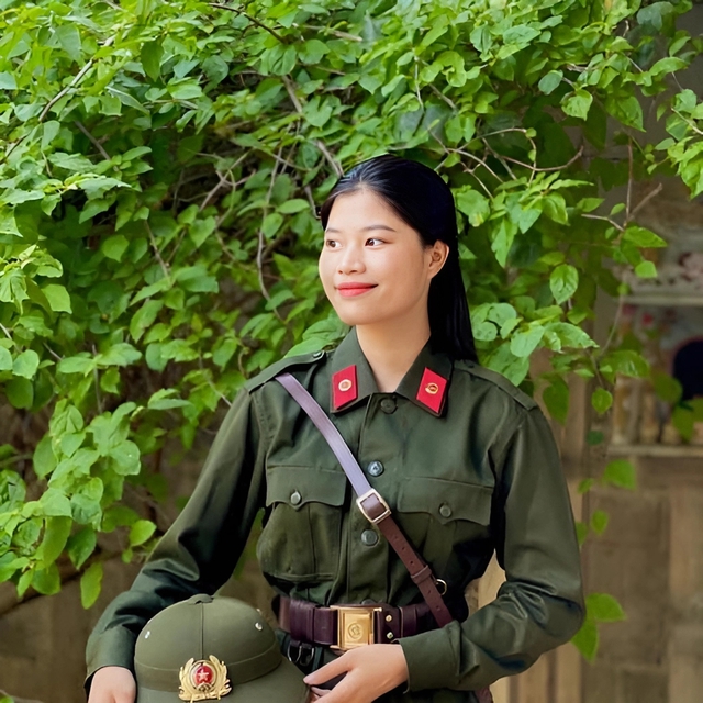 Chân dung nữ tân binh xinh đẹp người Paco tình nguyện nhập ngũ lực lượng công an - Ảnh 1. Chân dung nữ tân binh xinh đẹp người Paco tình nguyện nhập ngũ lực lượng công an - Ảnh 1.