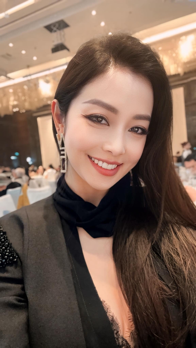 Hoa hậu đông con nhất nhì showbiz Việt: U40 vẫn đẹp nõn nà, đáp trả tinh tế khi bị nói Hoa hậu đông con nhất nhì showbiz Việt: U40 vẫn đẹp nõn nà, đáp trả tinh tế khi bị nói