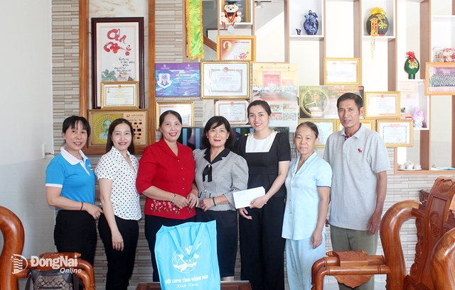 Top 15 Hoa hậu tình nguyện nhập ngũ: Là tiểu thư được gia đình bao bọc, thi nhan sắc chỉ để trải nghiệm- Ảnh 5. Top 15 Hoa hậu tình nguyện nhập ngũ: Là tiểu thư được gia đình bao bọc, thi nhan sắc chỉ để trải nghiệm- Ảnh 5.