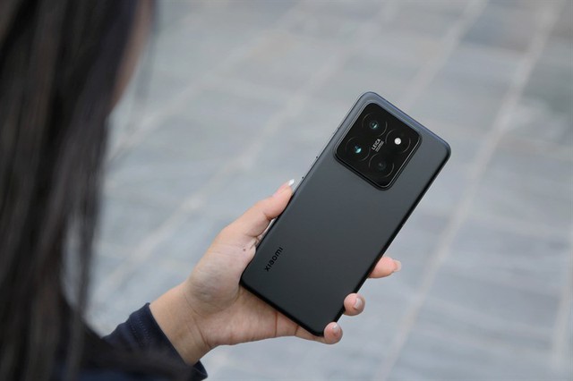 4 mẫu smartphone 