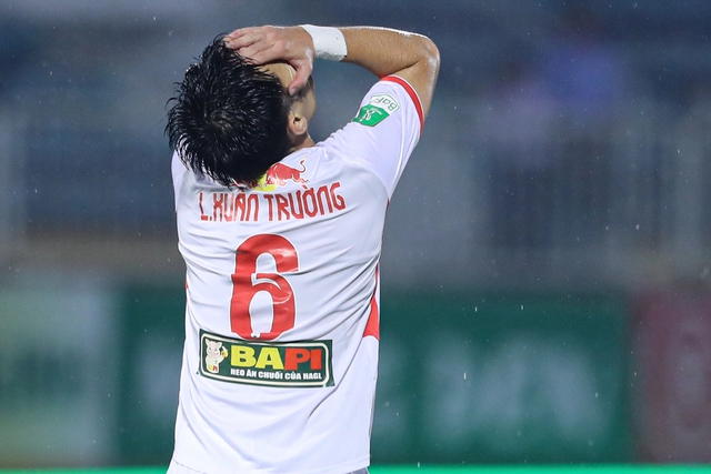 Xuân Trường: “Tôi không xem gì về bóng đá Việt Nam trên mạng xã hội”
- Ảnh 3.