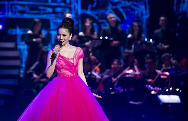 Vì sao Lệ Quyên nóng tính, thẳng thắn nhưng luôn chật kín các show dù giá vé rất cao?- Ảnh 5. Vì sao Lệ Quyên nóng tính, thẳng thắn nhưng luôn chật kín các show dù giá vé rất cao?- Ảnh 5.