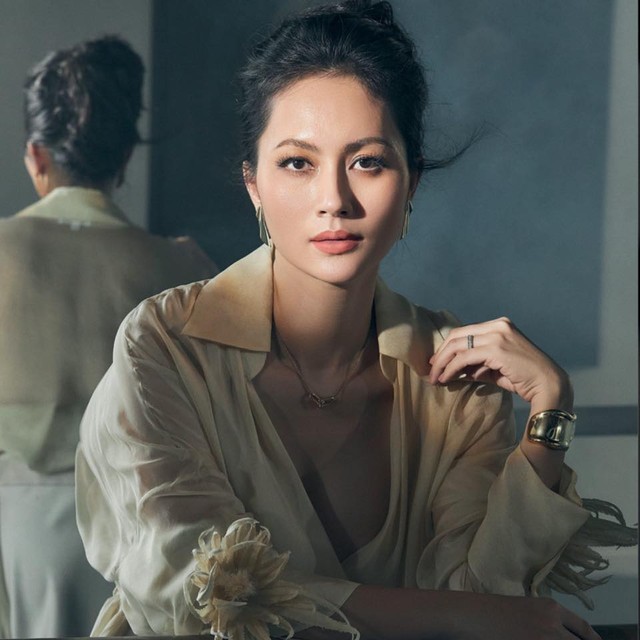 Nữ minh tinh Việt đóng phim Hollywood: Ở ẩn suốt 8 năm, tuổi 42 viên mãn bên chồng đại gia và 3 con- Ảnh 1. Nữ minh tinh Việt đóng phim Hollywood: Ở ẩn suốt 8 năm, tuổi 42 viên mãn bên chồng đại gia và 3 con- Ảnh 1.