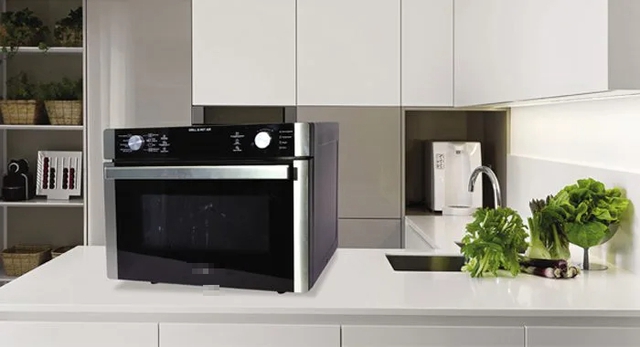 Đặt lò vi sóng gần bồn rửa bát có sao không? Dùng đã lâu nhưng không phải gia đình nào cũng để ý- Ảnh 1. Đặt lò vi sóng gần bồn rửa bát có sao không? Dùng đã lâu nhưng không phải gia đình nào cũng để ý- Ảnh 1.