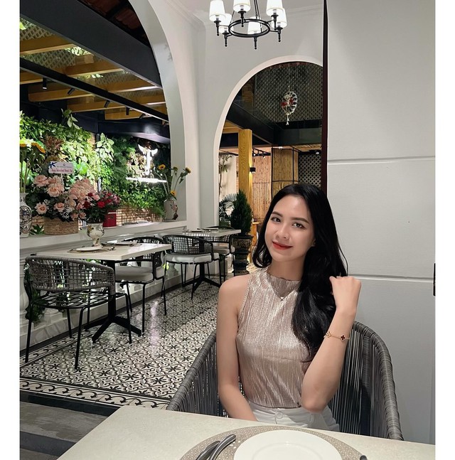 Cô gái Đắk Lắk là tiếp viên trưởng trẻ nhất hãng bay, tiết lộ thu nhập không như nhiều người nghĩ- Ảnh 3.