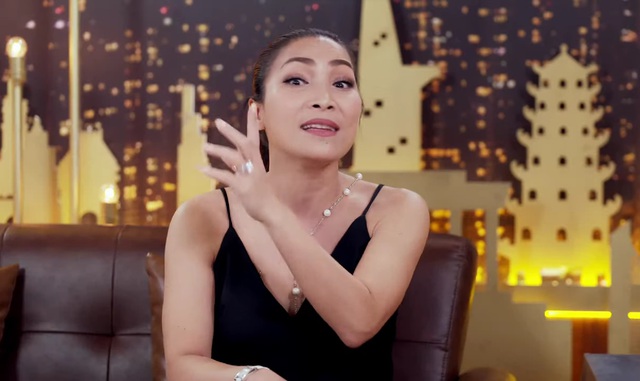 Đàm Vĩnh Hưng tới nhà Hồng Ngọc tại Mỹ chơi, ngạc nhiên vì đàn em mang bầu: Đàm Vĩnh Hưng tới nhà Hồng Ngọc tại Mỹ chơi, ngạc nhiên vì đàn em mang bầu: