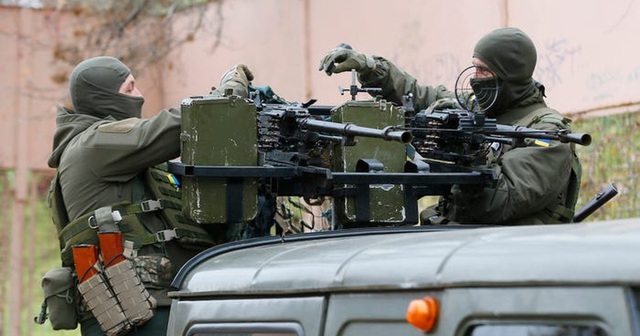 'Mâu' và 'thuẫn' Nga dành tặng cho Ukraine- Ảnh 2. 'Mâu' và 'thuẫn' Nga dành tặng cho Ukraine- Ảnh 2.