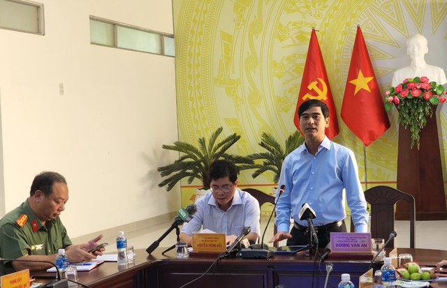 Ông Dương Văn An - Bí thư Tỉnh uỷ Bình Thuận phát biểu tại cuộc họp về hồ chứa nước Ka pét Ông Dương Văn An - Bí thư Tỉnh uỷ Bình Thuận phát biểu tại cuộc họp về hồ chứa nước Ka pét