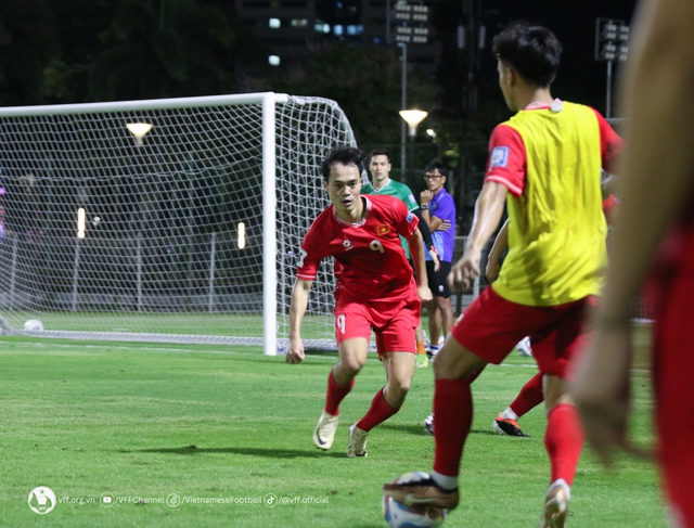 Bị chủ nhà Indonesia làm khó, ĐT Việt Nam vướng nguy cơ Bị chủ nhà Indonesia làm khó, ĐT Việt Nam vướng nguy cơ
