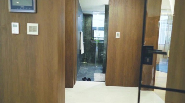 Soi biệt thự gần 40 tỷ đồng của “nàng thơ” Han So Hee, hàng triệu người ao ước- Ảnh 11. Soi biệt thự gần 40 tỷ đồng của “nàng thơ” Han So Hee, hàng triệu người ao ước- Ảnh 11.