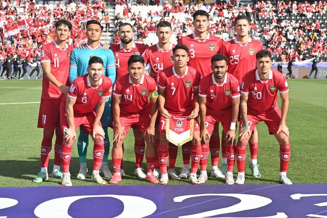 Công kích gay gắt, báo Indo cho rằng Duy Mạnh phải “trả giá” vì… chọc ghẹo tuyển Indonesia- Ảnh 2. Công kích gay gắt, báo Indo cho rằng Duy Mạnh phải “trả giá” vì… chọc ghẹo tuyển Indonesia- Ảnh 2.