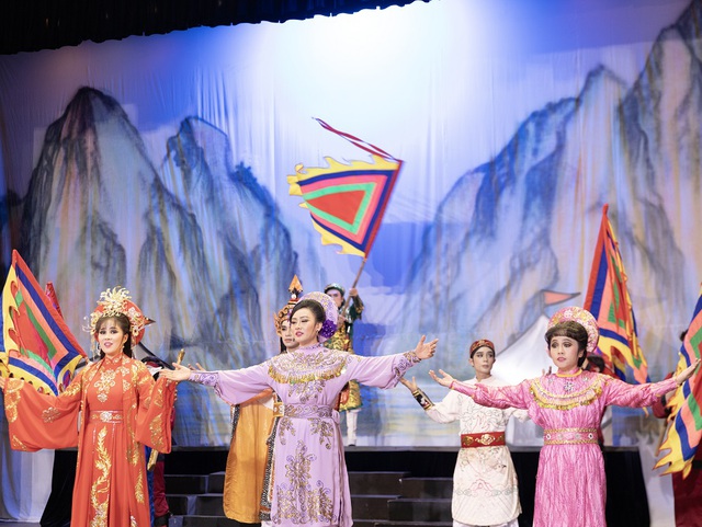 Bạch Công Khanh: Bạch Công Khanh:
