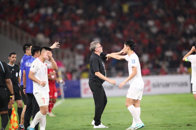 Indonesia 1-0 Việt Nam: Trận thua đáng tiếc của tuyển Việt Nam- Ảnh 1. Indonesia 1-0 Việt Nam: Trận thua đáng tiếc của tuyển Việt Nam- Ảnh 1.