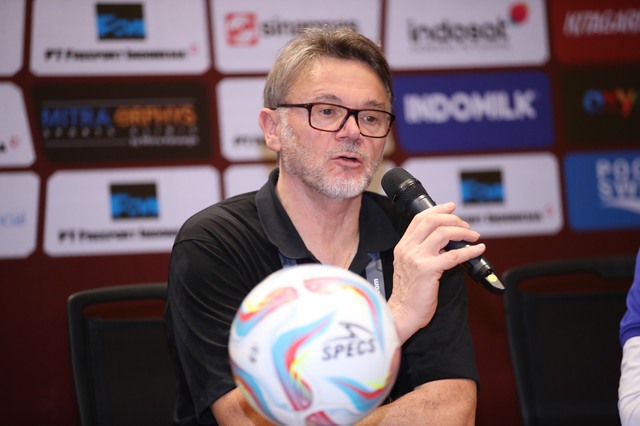 Cựu tuyển thủ Nguyễn Mạnh Dũng: Cựu tuyển thủ Nguyễn Mạnh Dũng: