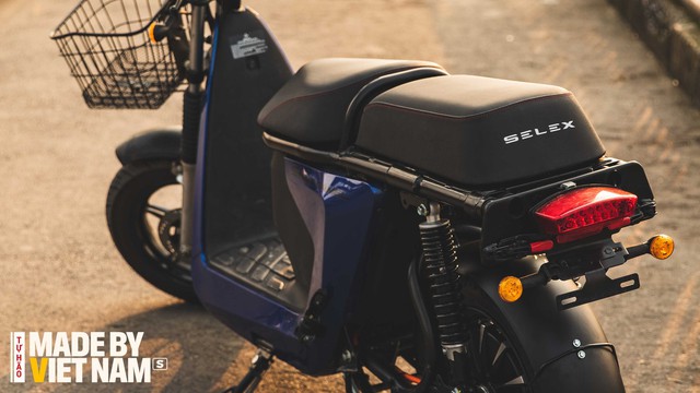 Thử thách chiếc xe '80% của người Việt': Giá chỉ 23 triệu, đi hết Tứ Trấn, phuộc sau cứng, ngồi thì êm- Ảnh 16. Thử thách chiếc xe '80% của người Việt': Giá chỉ 23 triệu, đi hết Tứ Trấn, phuộc sau cứng, ngồi thì êm- Ảnh 16.