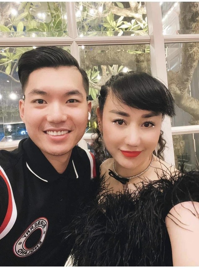 Cuộc sống vợ chồng của nam thần Việt với người phụ nữ một lần đò, hơn 15 tuổi tại Hà Nội- Ảnh 2. Cuộc sống vợ chồng của nam thần Việt với người phụ nữ một lần đò, hơn 15 tuổi tại Hà Nội- Ảnh 2.