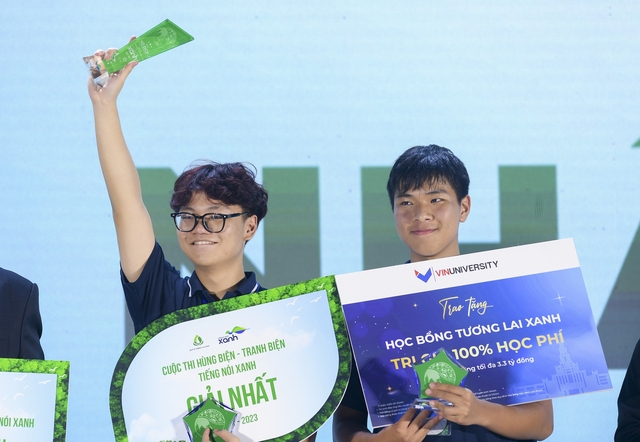 Gợi ý cho VinFast: Biến thứ bỏ đi thành vật liệu quan trọng, học sinh giành giải thưởng hơn 3 tỷ đồng- Ảnh 1. Gợi ý cho VinFast: Biến thứ bỏ đi thành vật liệu quan trọng, học sinh giành giải thưởng hơn 3 tỷ đồng- Ảnh 1.