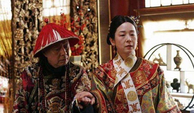 Từ Hi thái hậu mỗi lần tắm đều đem theo thái giám, trong phòng thường phát ra tiếng kêu đau đớn: Vì sao?- Ảnh 3. Từ Hi thái hậu mỗi lần tắm đều đem theo thái giám, trong phòng thường phát ra tiếng kêu đau đớn: Vì sao?- Ảnh 3.