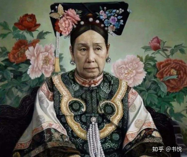 Từ Hi thái hậu mỗi lần tắm đều đem theo thái giám, trong phòng thường phát ra tiếng kêu đau đớn: Vì sao?- Ảnh 1.