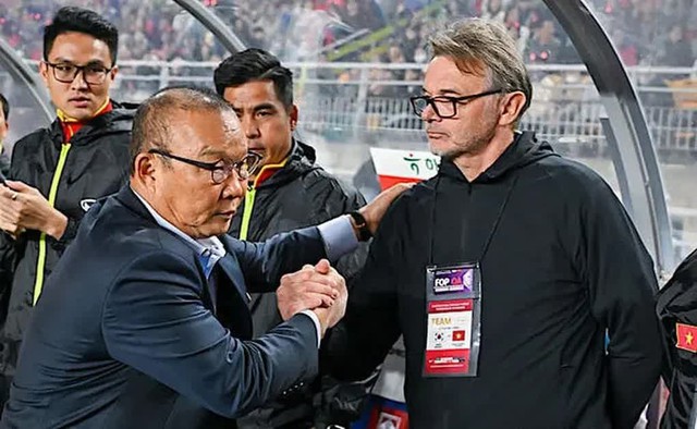 HLV Troussier ra đi, vì sao HLV Park Hang-seo khó trở lại HLV Troussier ra đi, vì sao HLV Park Hang-seo khó trở lại