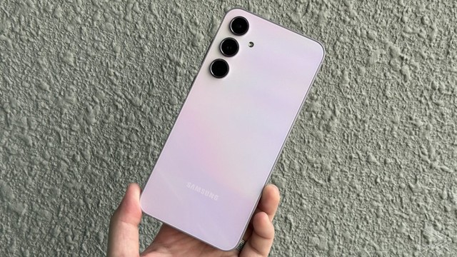 Samsung ra mắt mẫu điện thoại hiệu năng cao, giá lại rẻ bằng một nửa: Thế này thì 