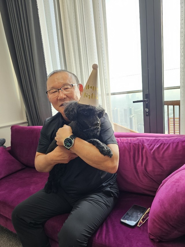Ông Park Hang Seo sau hơn một năm chia tay đội tuyển Việt Nam: Được khen ngày càng đẹp ra- Ảnh 8. Ông Park Hang Seo sau hơn một năm chia tay đội tuyển Việt Nam: Được khen ngày càng đẹp ra- Ảnh 8.