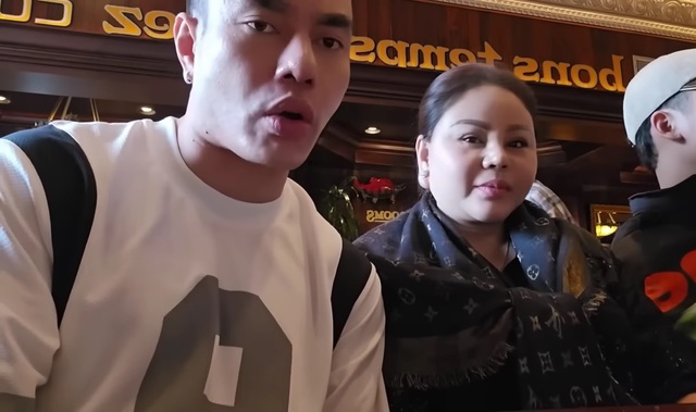 Lê Dương Bảo Lâm ở Mỹ: Đi ăn nhà hàng đem đồ thừa về, bị mọi người nhìn với ánh mắt không hay- Ảnh 3.