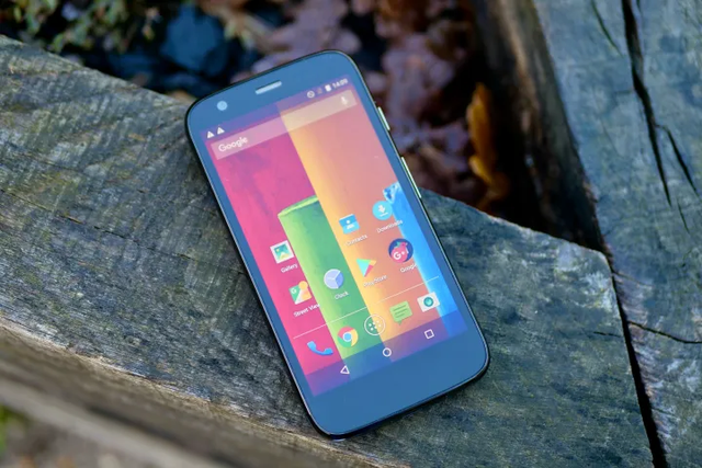 Từng là 'anh hùng' của điện thoại Android bình dân, mẫu smartphone này giờ lại là 'kẻ phản diện'?- Ảnh 1.