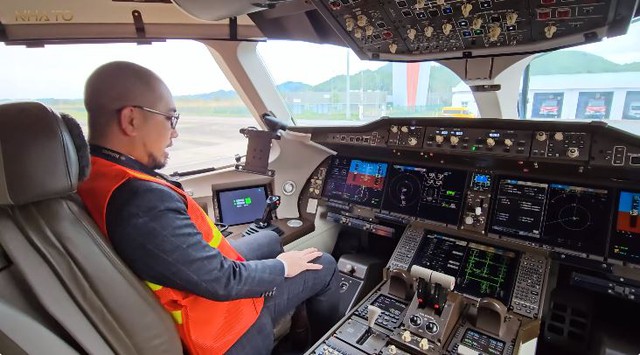 Máy bay do Trung Quốc sản xuất: Được khen Máy bay do Trung Quốc sản xuất: Được khen