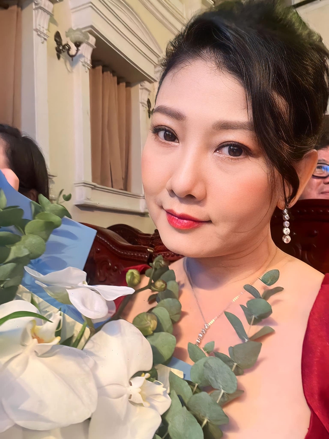 2 nữ lãnh đạo nhà hát xinh đẹp, tài năng, vừa được phong NSND ở tuổi 48 là ai?- Ảnh 5. 2 nữ lãnh đạo nhà hát xinh đẹp, tài năng, vừa được phong NSND ở tuổi 48 là ai?- Ảnh 5.