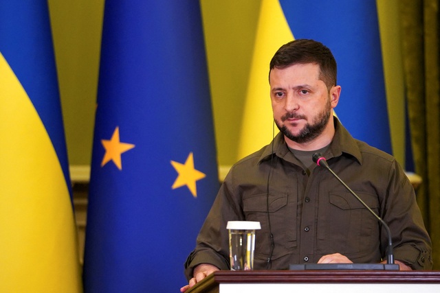12 vạn quân Nga đánh Lyman-Kupyansk, tin cấp báo tới Bộ tham mưu Ukraine: Ông Zelensky thừa nhận cay đắng- Ảnh 3.