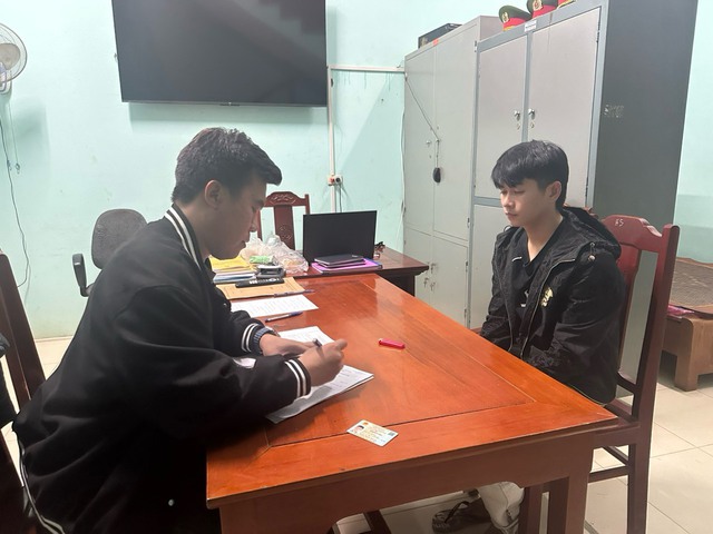 Nguyên nhân ban đầu vụ tài xế taxi bị đối tượng sinh năm 2003 đánh tử vong ở đường ven Hồ Tây- Ảnh 1.
