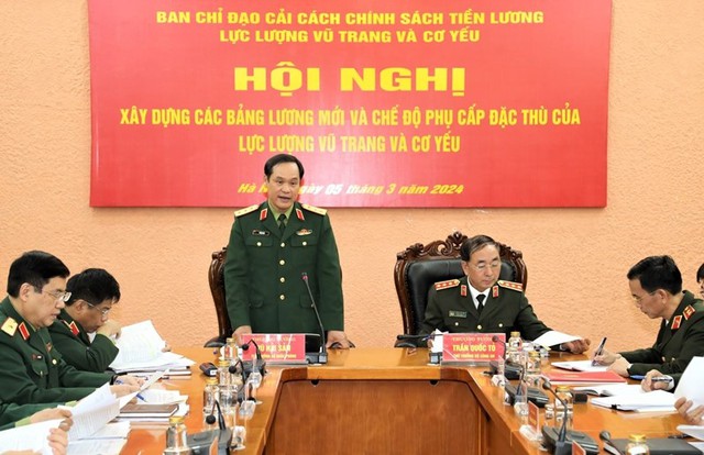Quân đội và Công an đang xây dựng bảng lương mới và chế độ phụ cấp đặc thù- Ảnh 1. Quân đội và Công an đang xây dựng bảng lương mới và chế độ phụ cấp đặc thù- Ảnh 1.