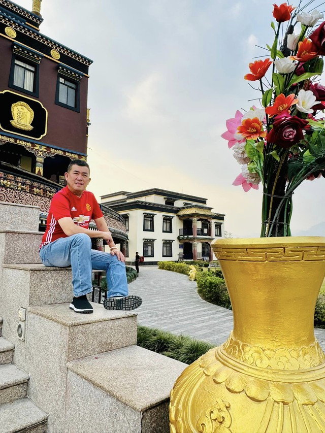 Nam diễn viên cưới vợ giỏi đẹp nhưng mỗi người 1 nơi, sống một mình trong căn nhà ở TP.HCM vẫn hạnh phúc- Ảnh 3. Nam diễn viên cưới vợ giỏi đẹp nhưng mỗi người 1 nơi, sống một mình trong căn nhà ở TP.HCM vẫn hạnh phúc- Ảnh 3.